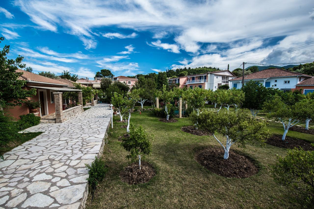 Lemon Garden Apartments Лигия Экстерьер фото
